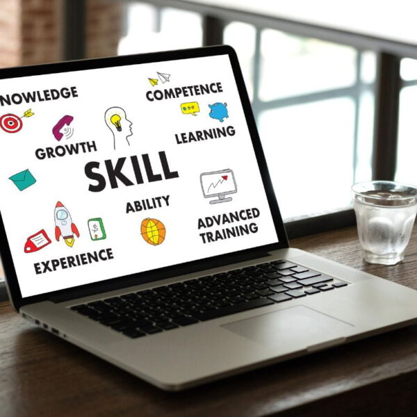 Top Non-Technical Freelancing Skills to Learn